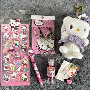 Hello Kitty Bundle
